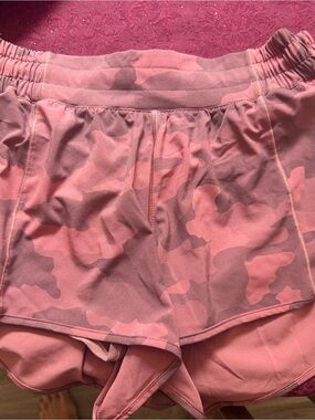 lululemon athletica Pink Camo Hotty Hot Lined Shorts